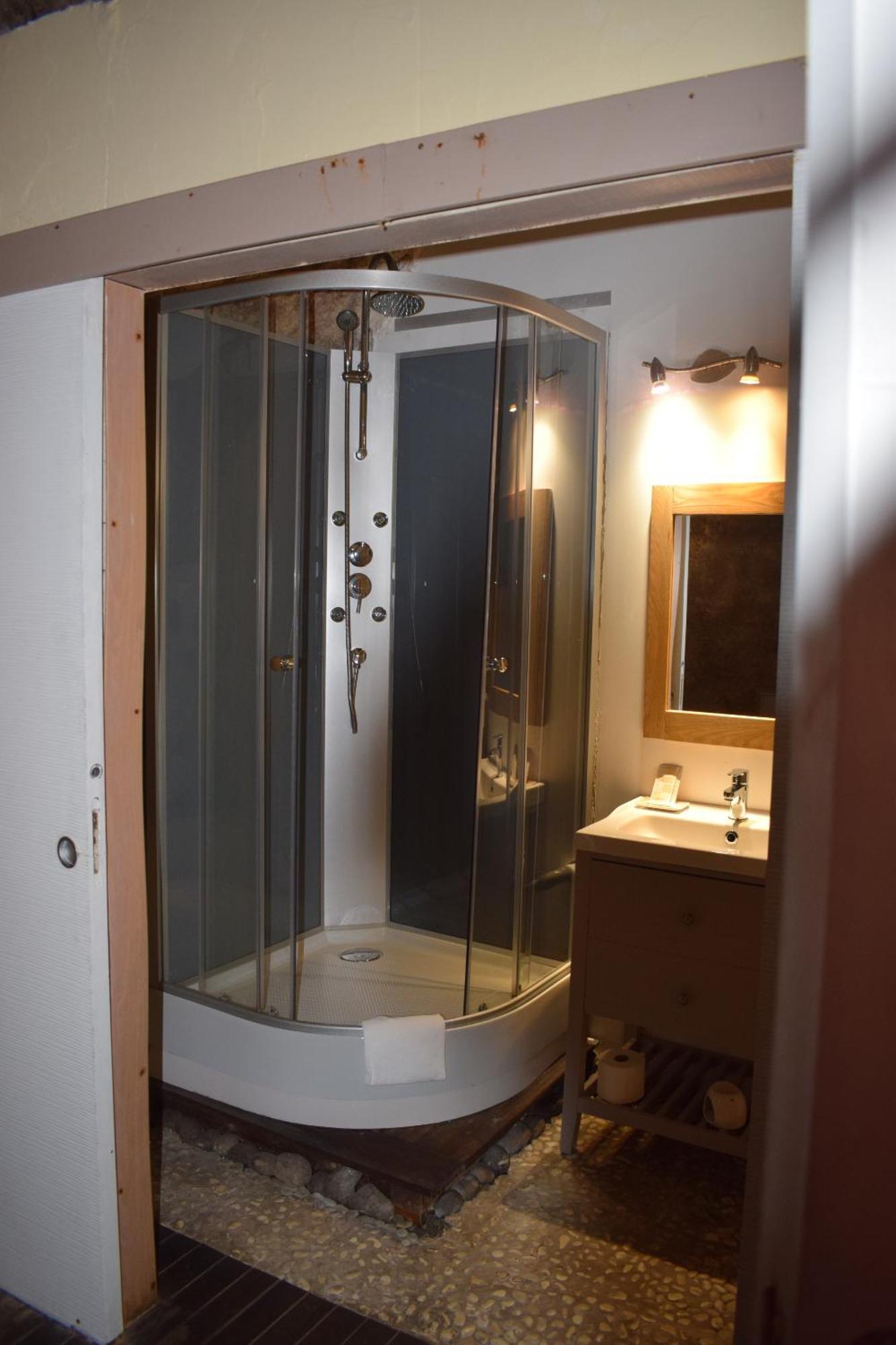 Chambres D'Hotes Troglodytes Le Clos De L'Hermitage Amboise Habitación foto